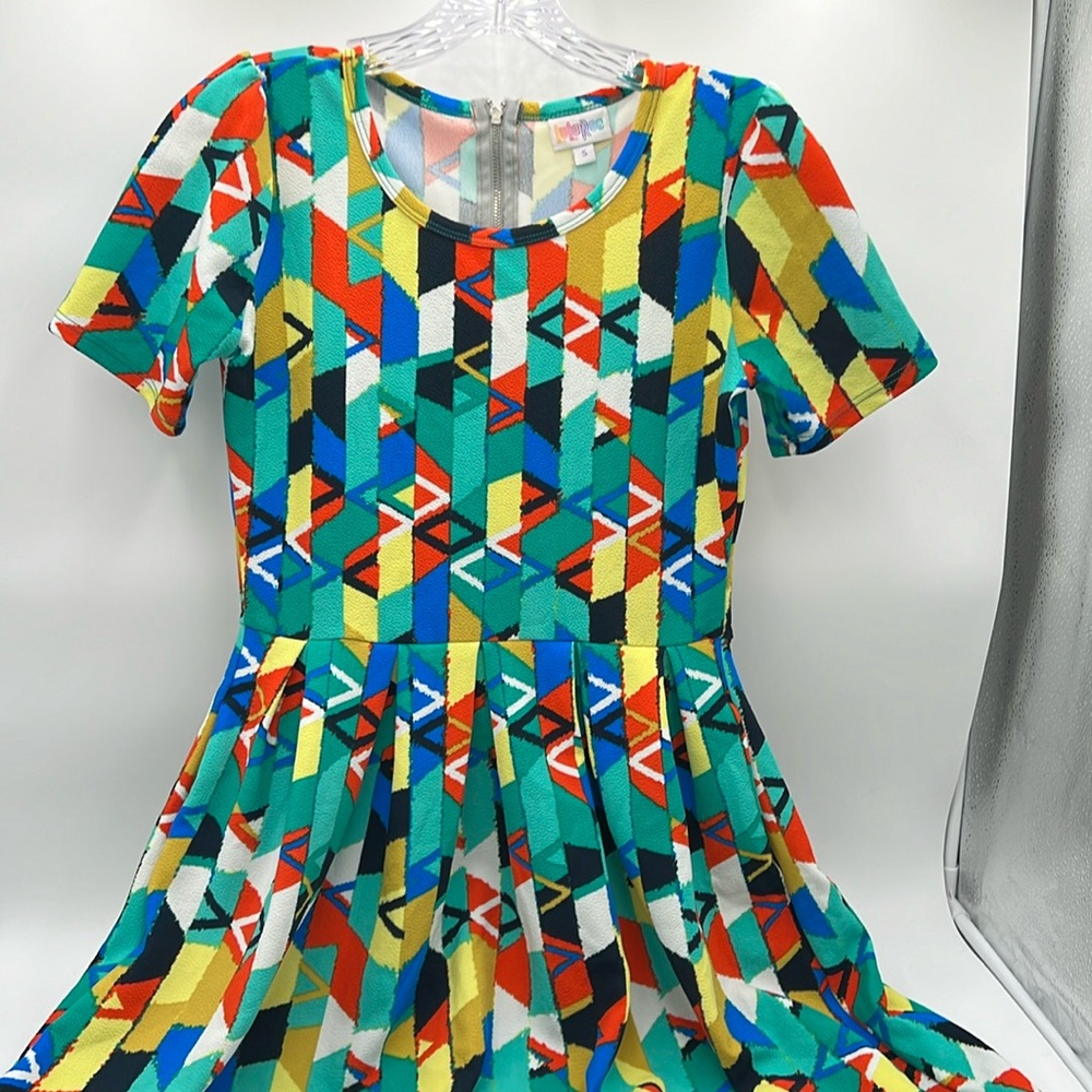 LuLaRoe size small Amelia dress with zip up back and pockets